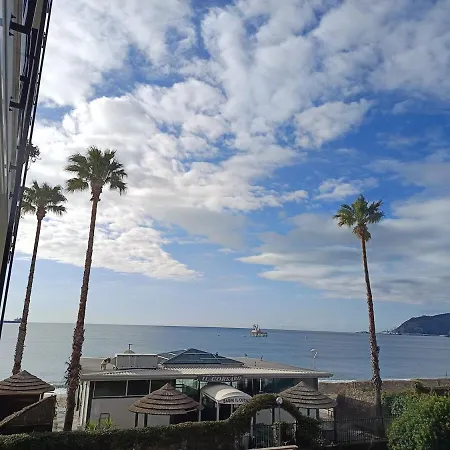 Casa Di Jole Sole E Mare Savona