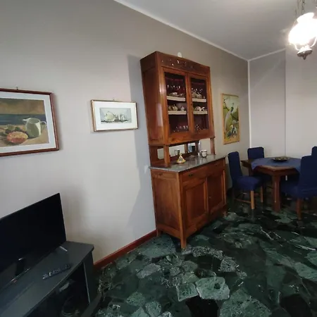 Casa Di Jole Sole E Mare Apartment *