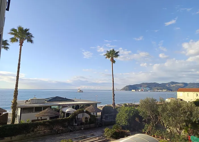 Casa Di Jole Sole E Mare * Savona